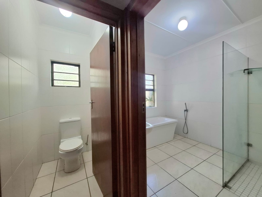 4 Bedroom Property for Sale in Nahoon Valley Park Eastern Cape